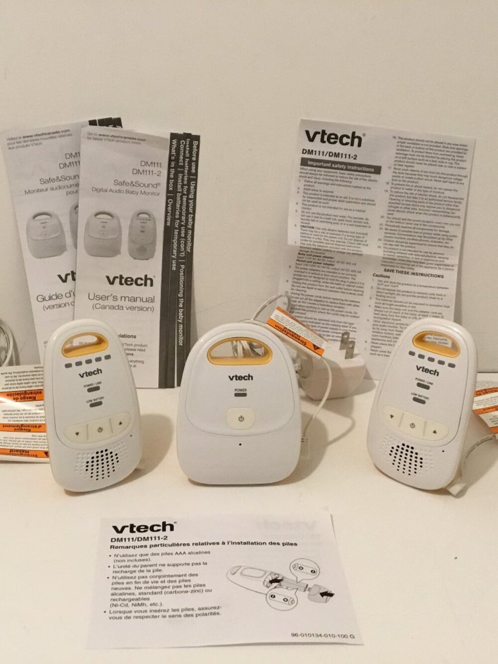 Vtech Safe & Sound Audio Baby Monitor (Model DM111-2)